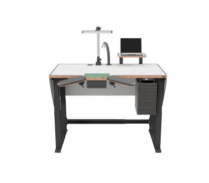 Etabli avec accoudoirs et layette largeur 1480mm 4 vérins électriques haute rigidité avec jupe vue de face H1065